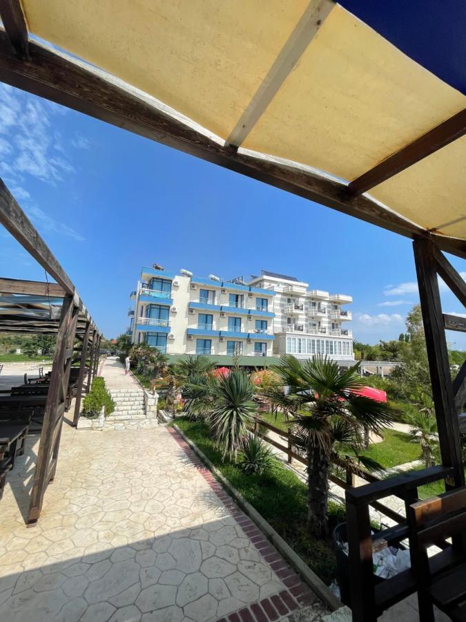 Hotel Zverneci Exterior photo